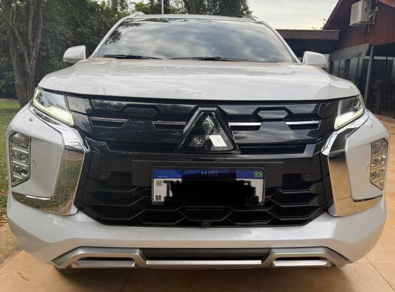 MITSUBISHI PAJERO SPORT 2.4 16V MIVEC TURBO DIESEL LEGEND AWD AUTOMÁTICO MITSUBISHI PAJERO SPORT 2.4 16V MIVEC TURBO DIESEL LEGEND AWD AUTOMÁTICO